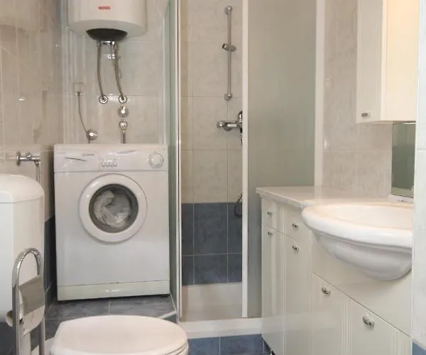 By The Sea - 7830 アパート *